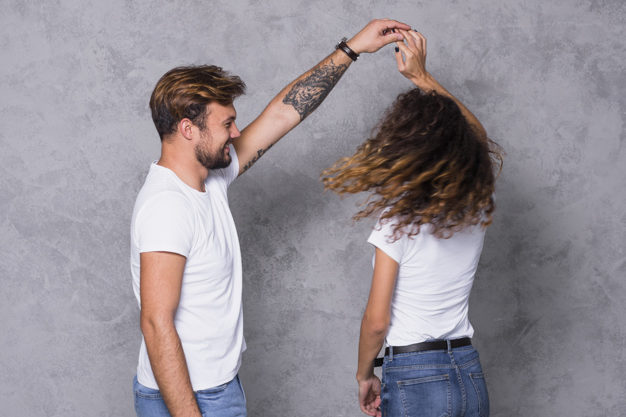 <meta name="cours de danse à domicile Gironde, Bordeaux" CONTENT="accessible à tous, jeunes et séniors, personnes âgées" author="professeur de danse" description="activité physique et danse à domicile, pour les personnes âgées, les séniors, et les futurs mariés" Keywords="apprendre à danser, danser, apprentissage, coaching, personnalisé, sur-mesure,coach personnel, coaching personnalisé, coaching sur-mesure, mal de dos, maladies, prévention, cardio, service à domicile, prévention, aide, soutien, psychologie, psychique, physiologique, cours particuliers, cours à domicile, cours de danse, danse à domicile, bases fondamentales, pas, pas de danse, entrée, entrée de bal, époux, épouse, enterrement de vie de jeune fille, animation, événement, evjf, EVJF, rock, salsa,valse,tango, séniors, personnes âgées, étirements, professeur de danse, danses, danse, ouverture de bal, mariage, chorégraphie, mariés, futur, époux, futurs mariés, dirty dancing, bachata, valse viennoise, cours particuliers, barry white, gâteau mariage, bal de danse, bal dansant, Dj, cours personnalisé à domicile, gâteau, danse de couple, danses de couple, couple, danseurs, danseuses, danseur, chorégraphie, personnalisé, cours, cours de danse, cours de danse à domicile, a domicile, cours de danse à deux, à deux, deux, danse à la maison, danser, dansez chez vous, chez soi, danser, dansez, cours de danse couple, couple, couple danseur, débutant, débutants, danse pour débutant, danses pour débutant, débutant, madison, danses en ligne, ligne, ouverture, bal, dj, démo, démonstration, professeur de danses, coaching, coaching personnel, coaching sportif, coaching à domicile, training personal, training à domicile, Séniors, séniors et gym douce, sport santé, sport séniors, cours à domicile séniors, gym vieillesse, vieillesse, handicap mental, handicap physique, handicap moteur, coach se déplace, gironde, villenave d'ornon, léognan, la brède, 33, aquitaine, france, martignas, martignas-sur-jalles, saint-jean-d'illac, bouliac, rives droite, latresne, bègles, bordeaux, caudéran, mérignac, eysines, gradignan, talence, pessac, cadaujac, canéjan, cestas, arcachon, la teste de buch, marcheprime, ambarés, ambares, floirac">
<meta rating="Jeunes, tout public, futurs mariés, séniors" rev="viladanse@hotmail.fr" subject="Cours de danse à domicile, adapté à tous, Jeunes et Séniors. Chorégraphie Ouverture de bal : Mariage">